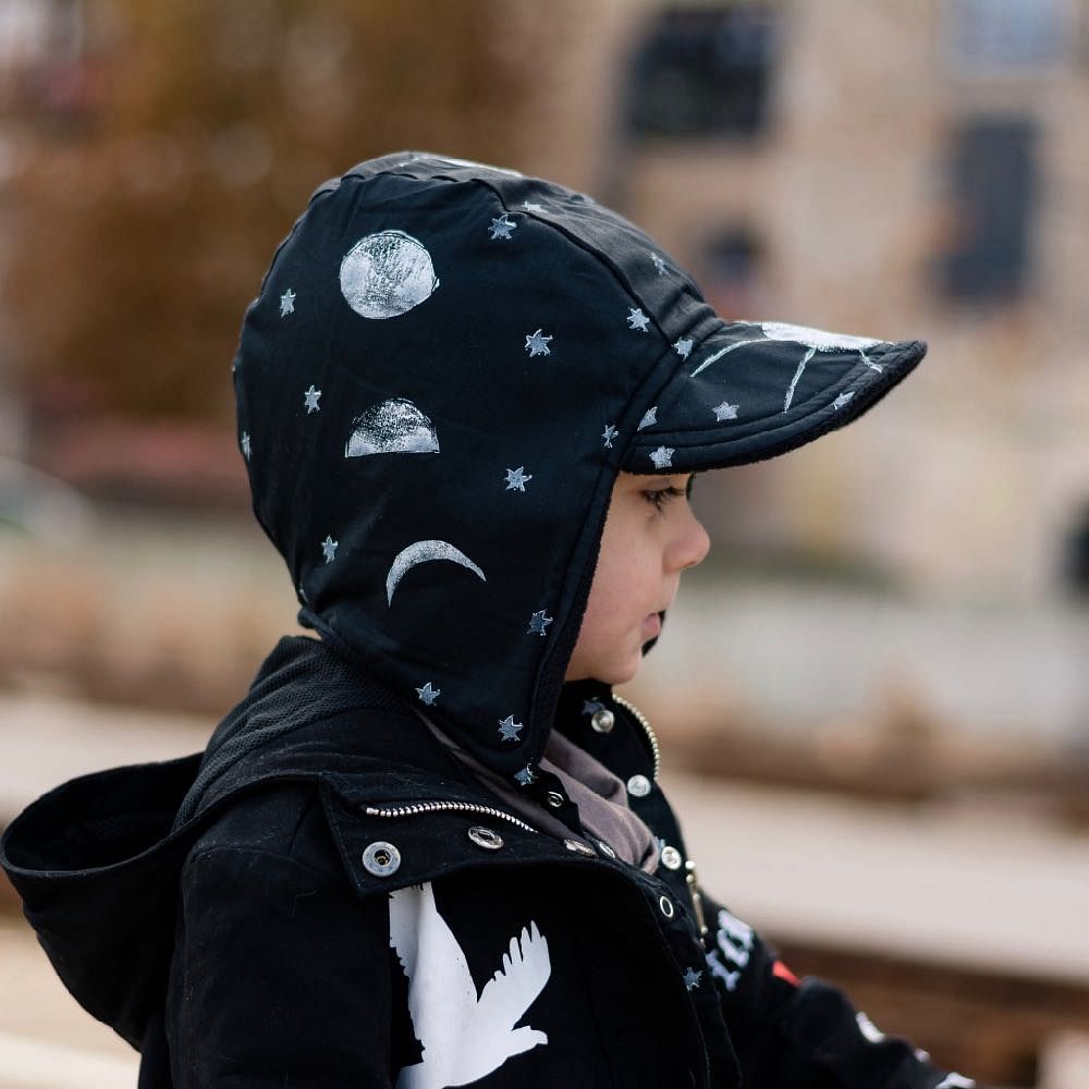 pilot bonnet in Moon Phase Magic
