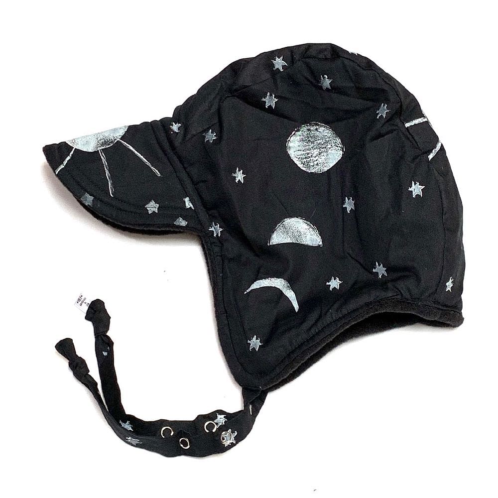 pilot bonnet in Moon Phase Magic