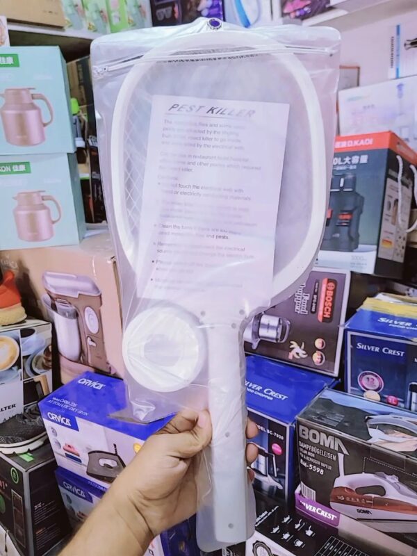 مضرب بعوض كهربائي 2 في 1 مزود بضوء UV وبطارية قابلة للشحن